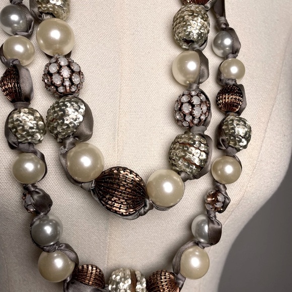 Chico’s Multi Metal Bauble Bead Chunky Large Statement Necklace 17” Neutral - Picture 5 of 6